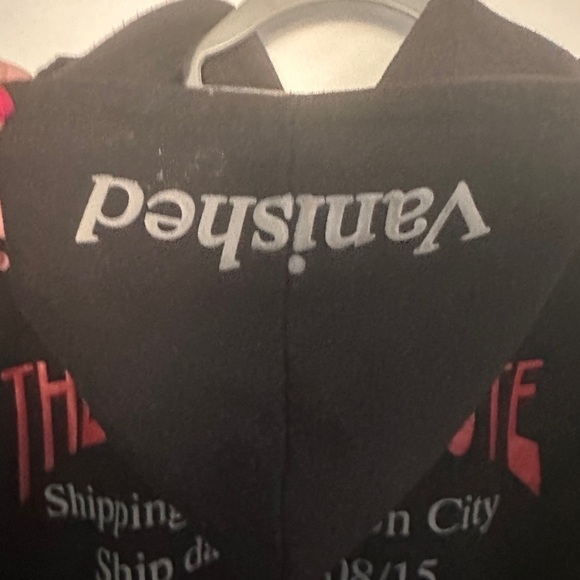 Source Unknown Black Hoodie with Red Star - Picture 4 of 5